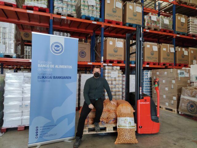 Donación de 300 kg. de nueces, de Nueces Monte de Sesma