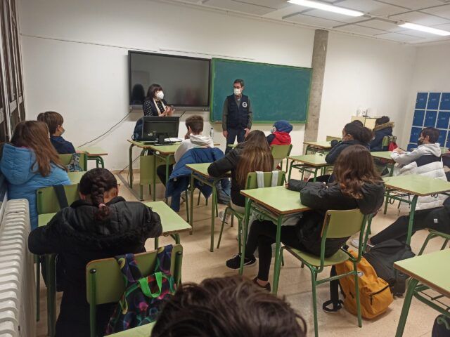 Los alumnos del IES Valle del Ebro de Tudela conocen la acción social del Banco de Alimentos
