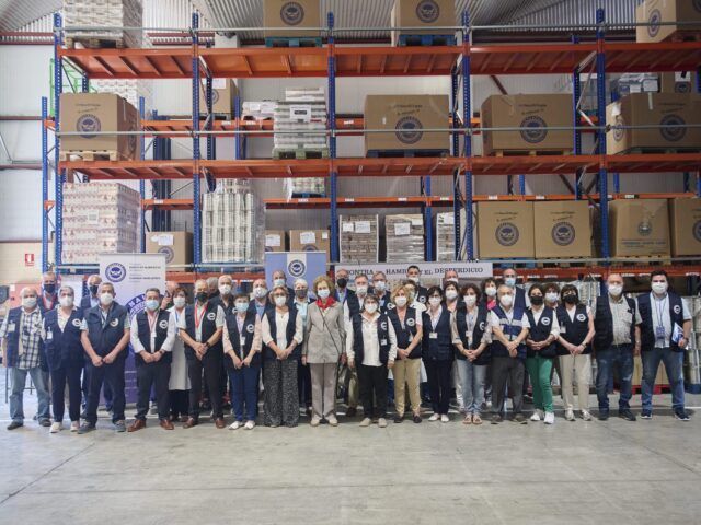 Su Majestad la Reina Doña Sofía visita las instalaciones de la Fundación Banco de Alimentos de Navarra