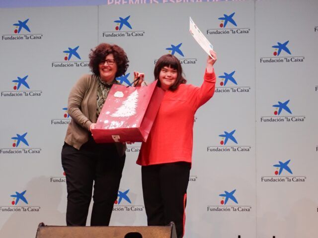 XXI Gala de los Premios Espiga de Oro | La pamplonesa Lucía Ayerra gana el primer premio nacional del concurso de dibujos contra el despilfarro alimentario
